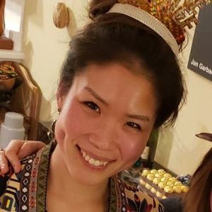 Meet your Posher, Claire